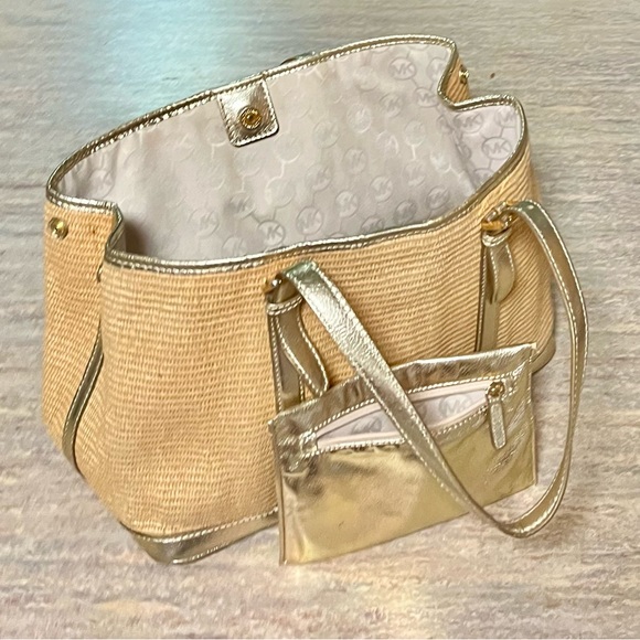 Michael Kors tan and gold straw bag set - Picture 1 of 16